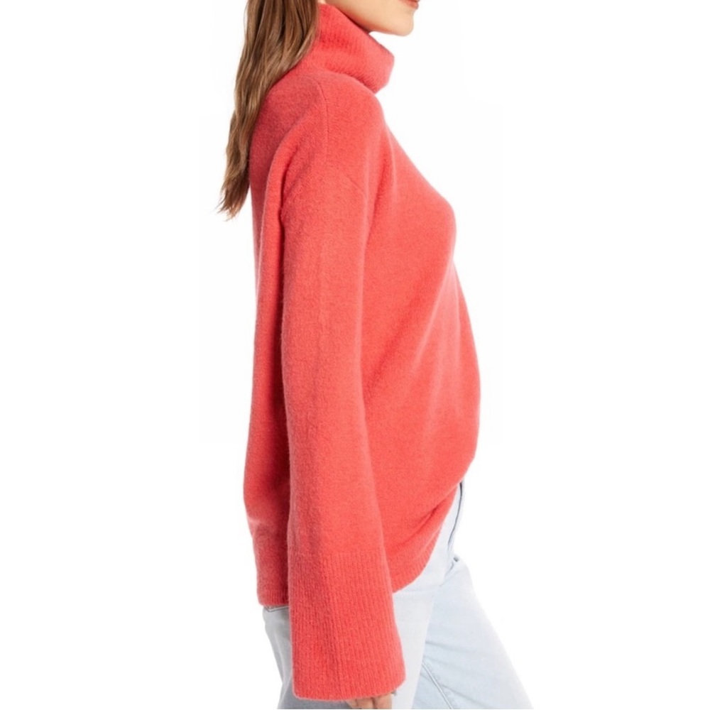 NEW SOMETHING NAVY CORAL TURTLENECK SWEATER - Picture 4 of 8